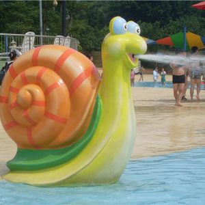 Jeux d'escargot de parc à pulvérisation d'eau