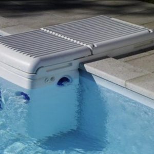 Integrated wall-mounted filter