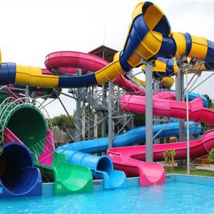 Amazing compact slide with several kinds of giant slide equipment